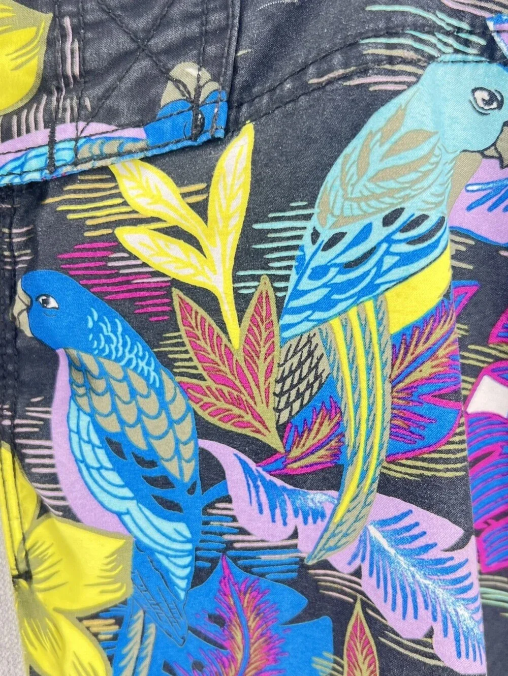 Old Navy men's Size L swim shorts (1-44) Hawaiian floral print